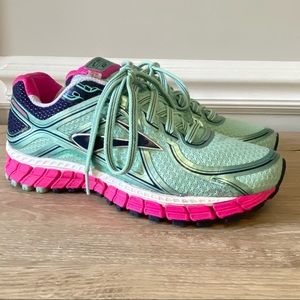 Brooks Adrenaline GTS 16 Women’s Running Shoes